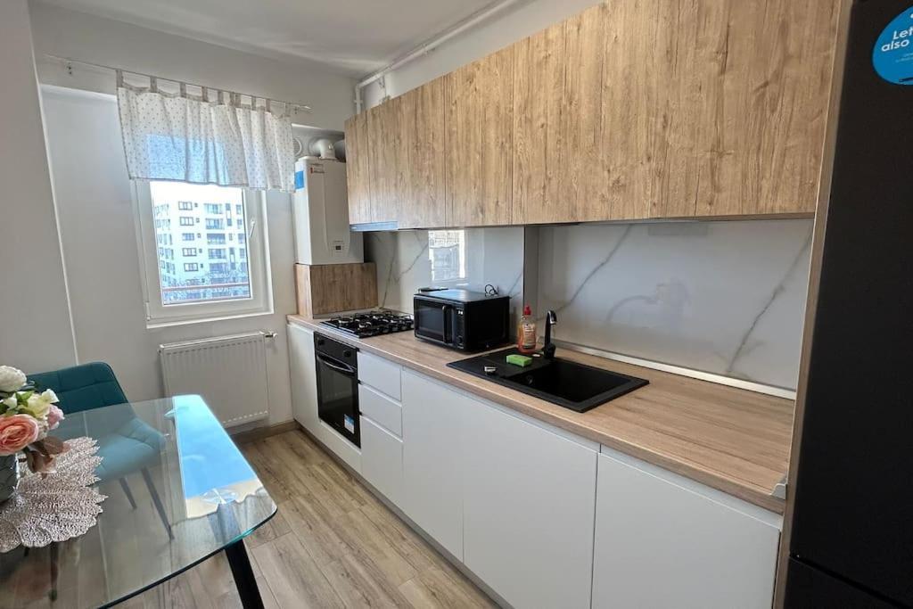 Abc - 43 Apartment *
