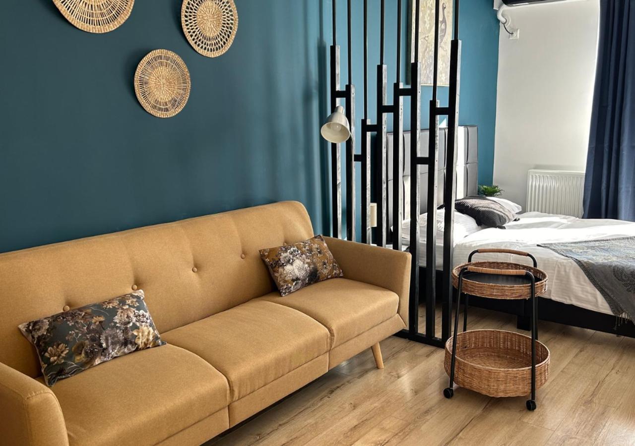 Abc - 43 Apartment